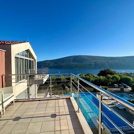 Appartamento Acacia Hill B8 Ðenovići Esterno foto